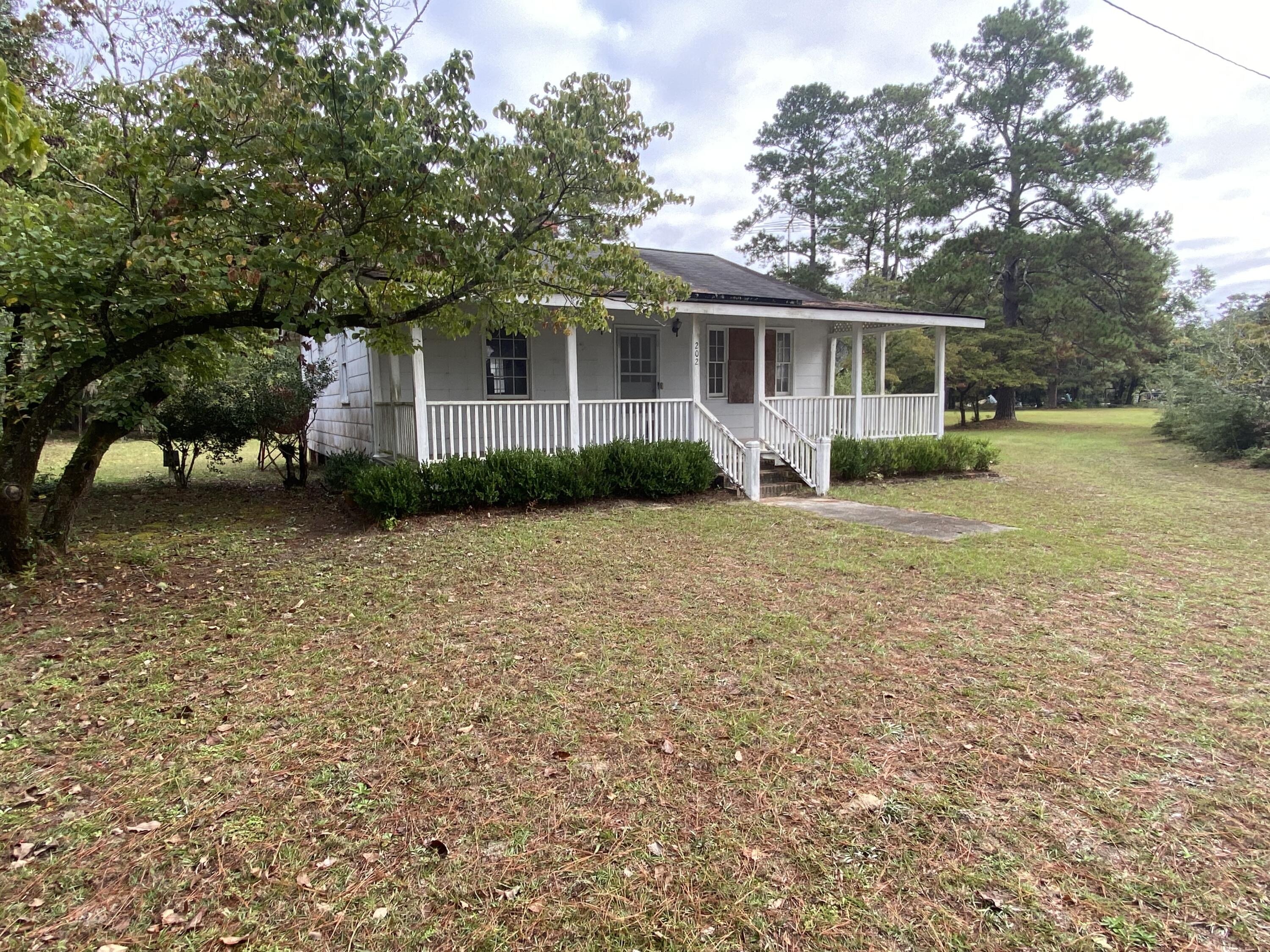 202 Old Cemetery Road Jamestown, SC 29453 - Photo 16 of 24 Enjoy country living!