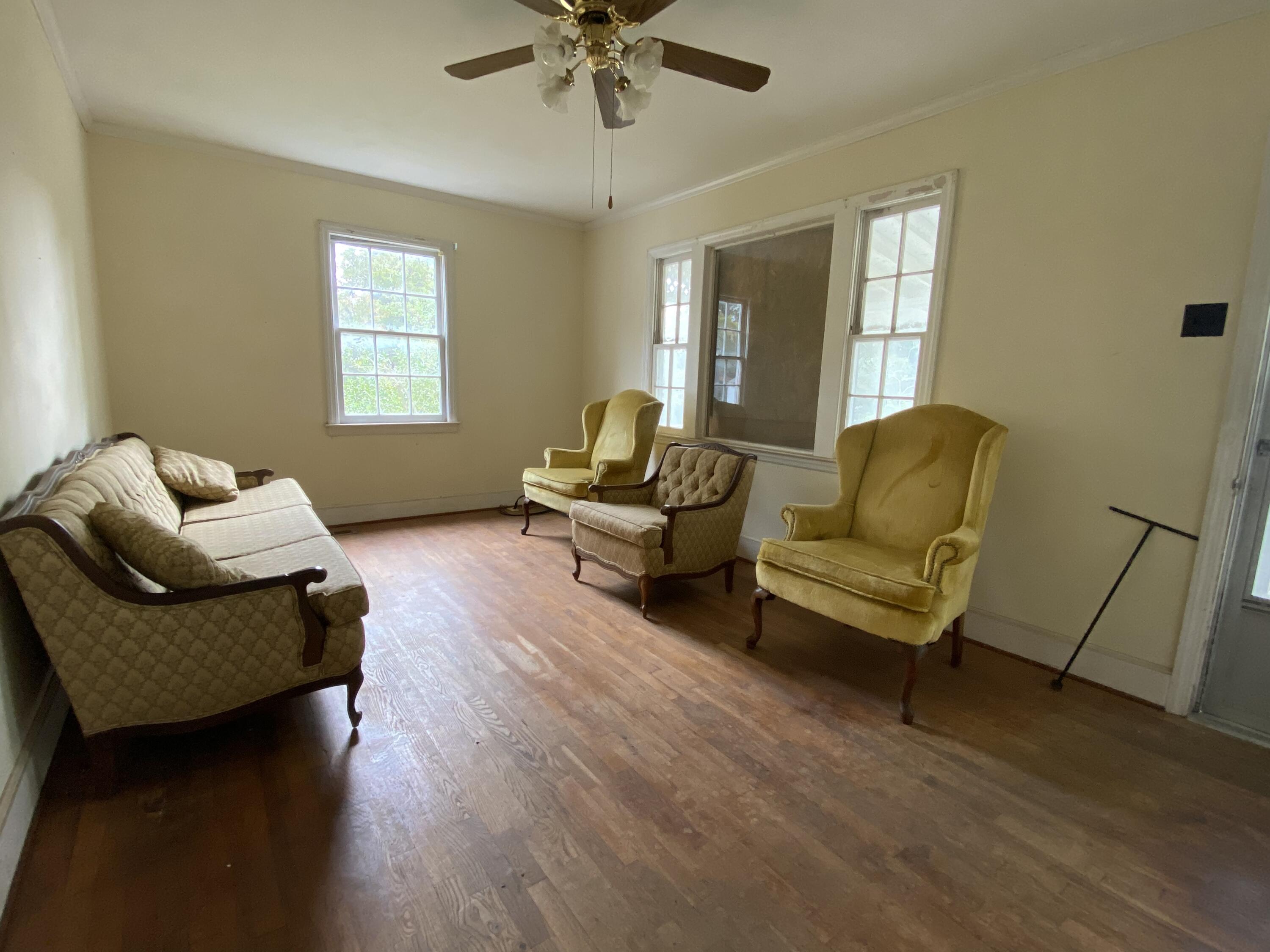202 Old Cemetery Road Jamestown, SC 29453 - Photo 5 of 24 Family Room from hallway