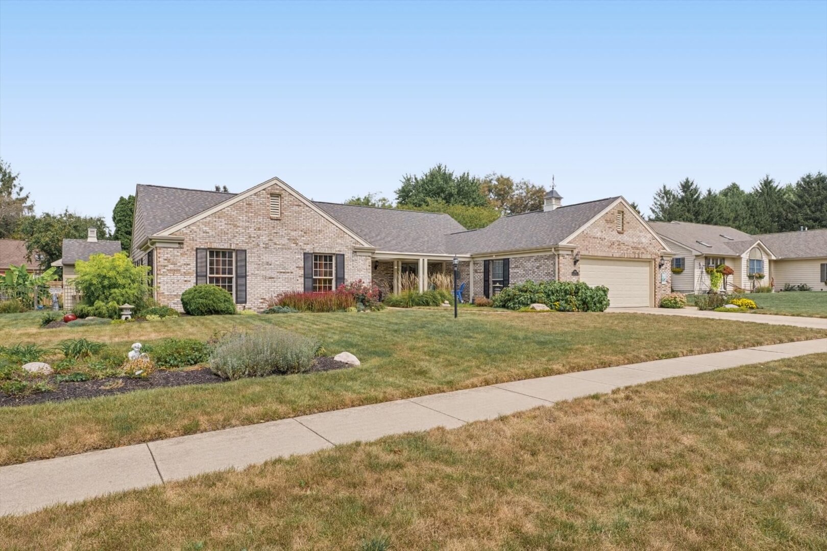 1308 Weathervane Drive Champaign, IL 61821 - Photo 3 of 48 Gallery Image 3