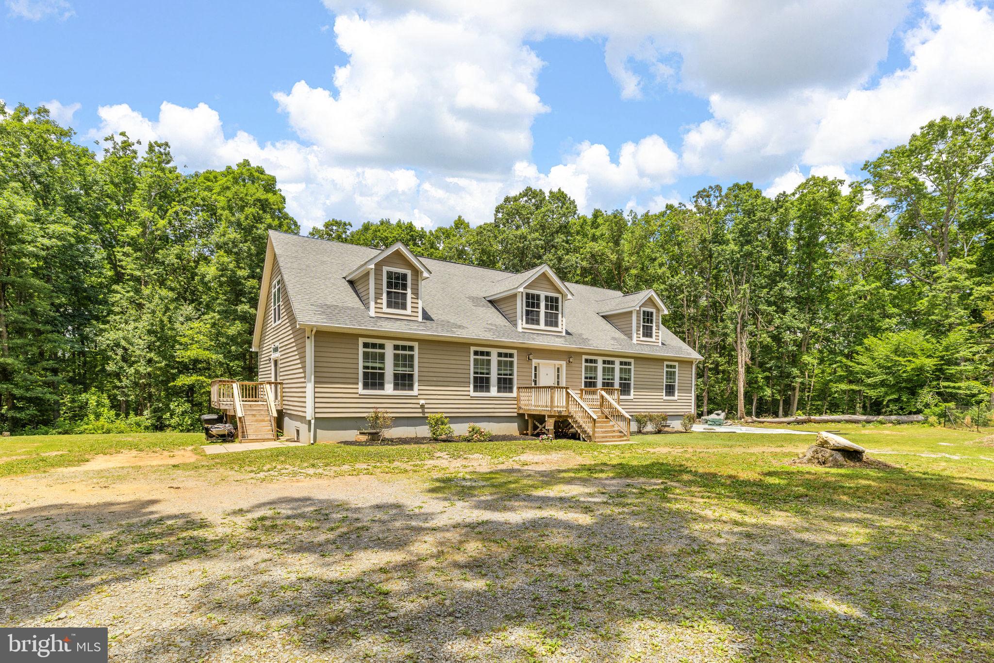 1271 Apple Grove Road Mineral, VA 23117 - Photo 4 of 91 Beautiful Cape Cod