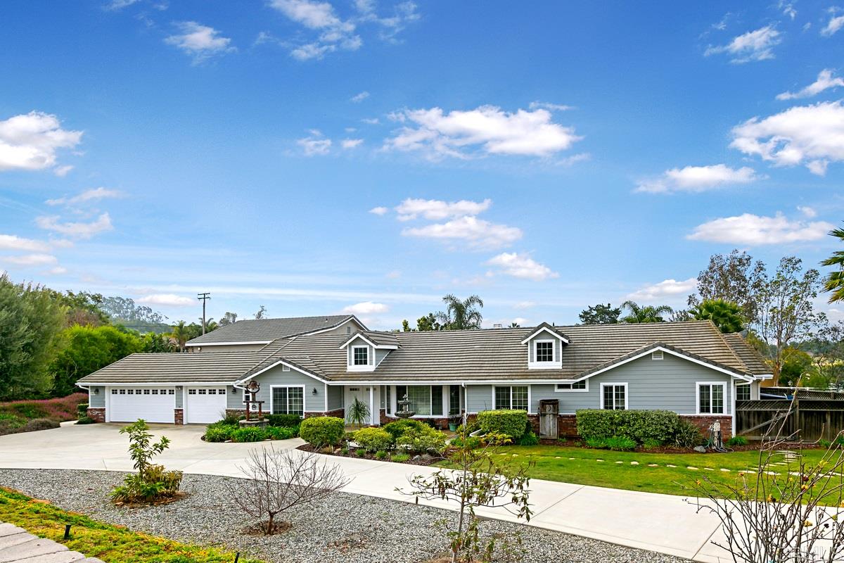 9423 West Lilac Road Escondido, CA 92026 - Photo 1 of 25 Gallery Image 1