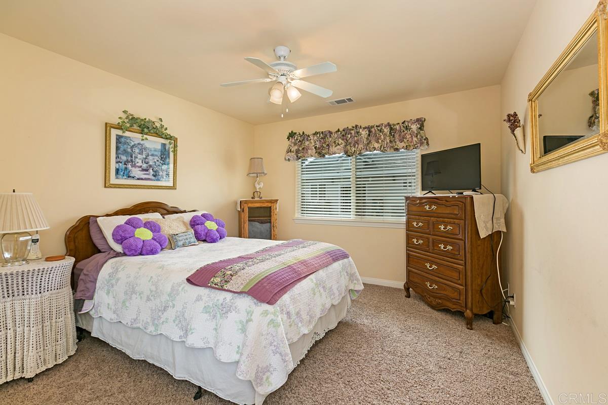 9423 West Lilac Road Escondido, CA 92026 - Photo 14 of 25 Gallery Image 14