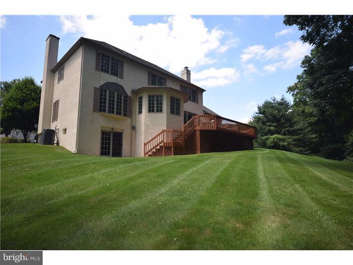 22 Tower Road Broomall, PA 19008 - Photo 2 of 25 Exterior Back