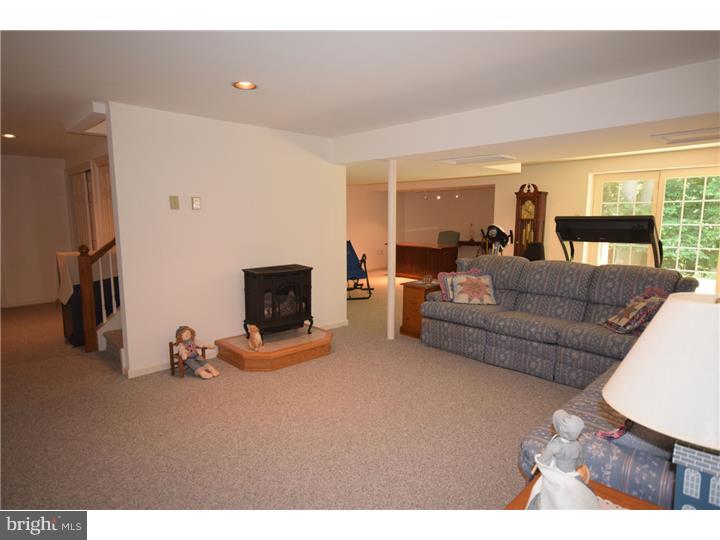 22 Tower Road Broomall, PA 19008 - Photo 13 of 25 Basement - Finished