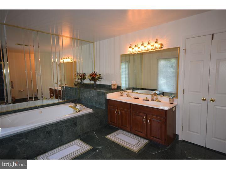 22 Tower Road Broomall, PA 19008 - Photo 15 of 25 Master Bathroom