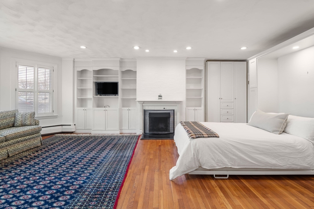 236 Beacon Street, Unit 1E Boston, MA 02116 - Photo 12 of 33