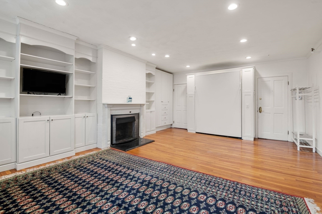 236 Beacon Street, Unit 1E Boston, MA 02116 - Photo 9 of 33
