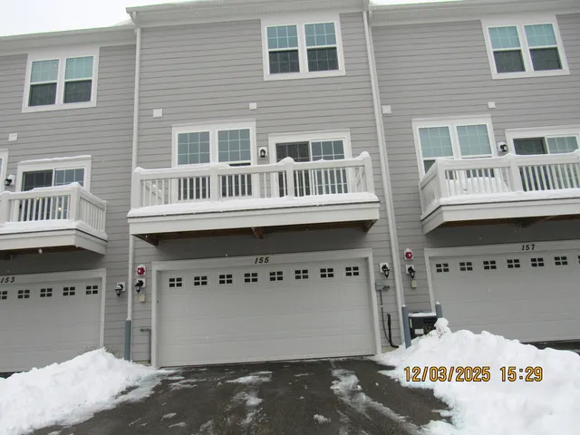 $3,250 | 155 Canterbury Way, Lake Zurich, IL 60047