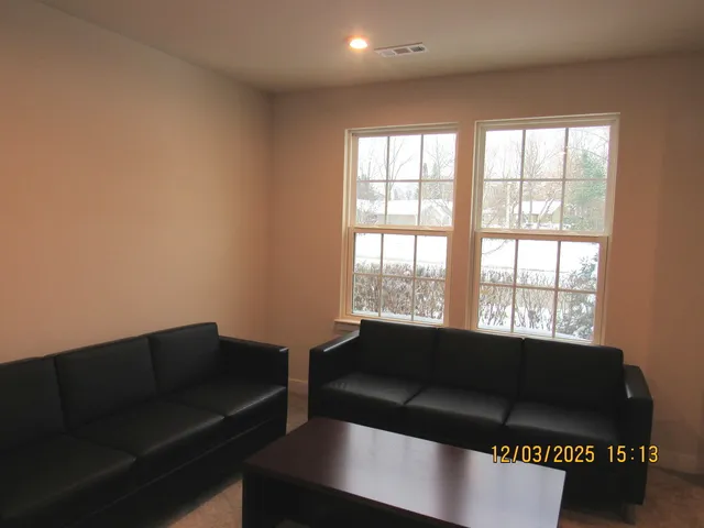 $3,250 | 155 Canterbury Way, Lake Zurich, IL 60047