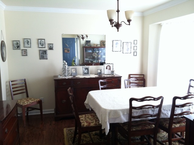 125 Cobblestone Court DeKalb, IL 60115 - Photo 10 of 25 a view of a dining room with furniture
