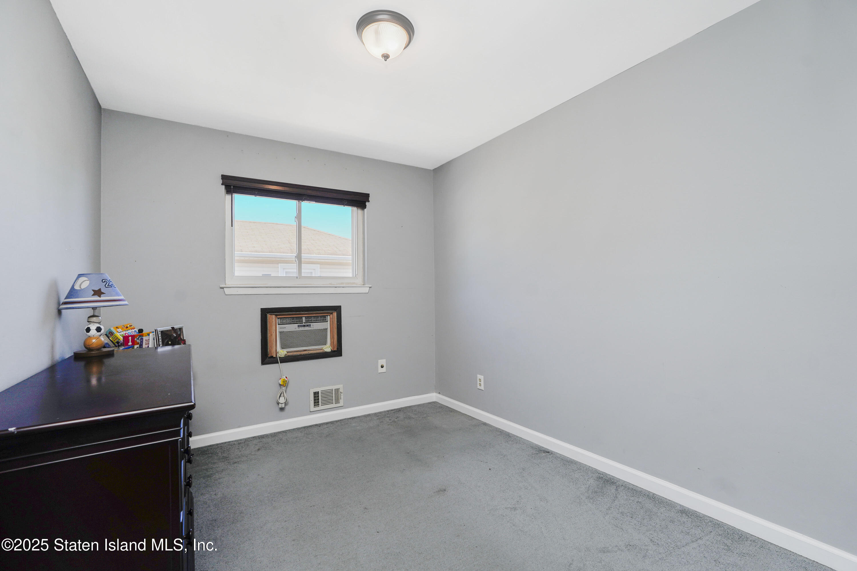 80 Gold Avenue Staten Island, NY 10312 - Photo 19 of 33 a view of an empty room