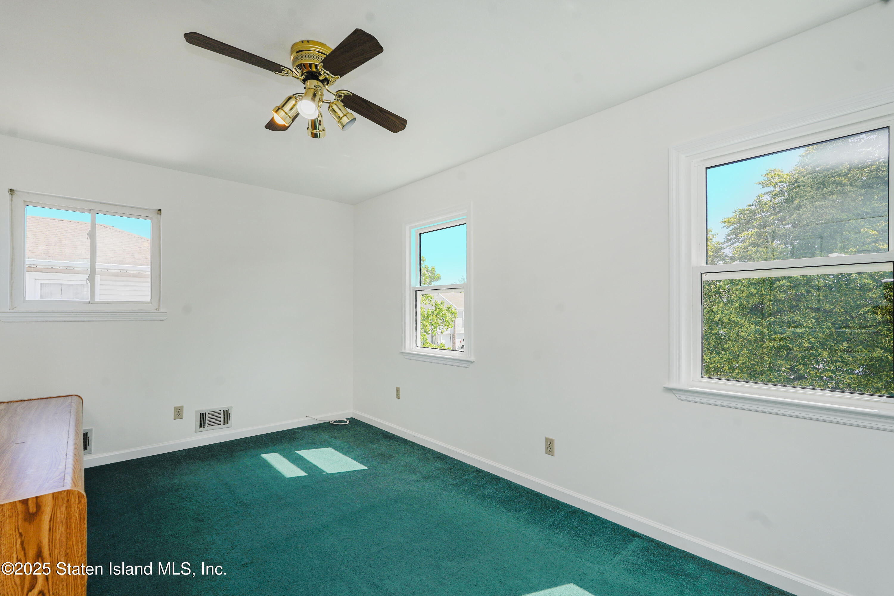 80 Gold Avenue Staten Island, NY 10312 - Photo 21 of 33 a view of an empty room with a window
