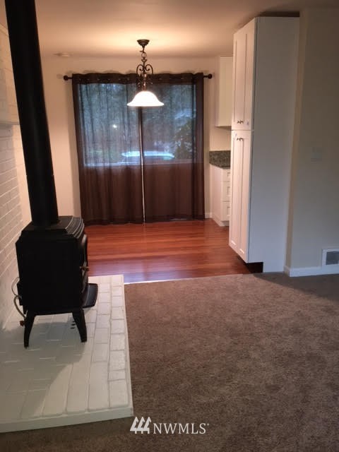 15009 110th Place Northeast Bothell, WA 98011 - Photo 2 of 7 Gallery Image 2