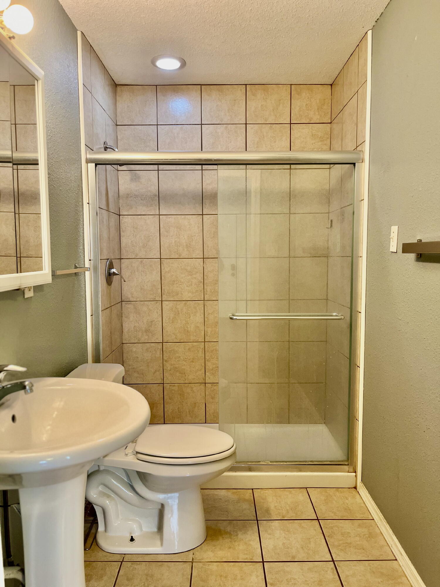 3006 30th Street, Unit REAR Lubbock, TX 79410 - Photo 11 of 14 IMG_6582