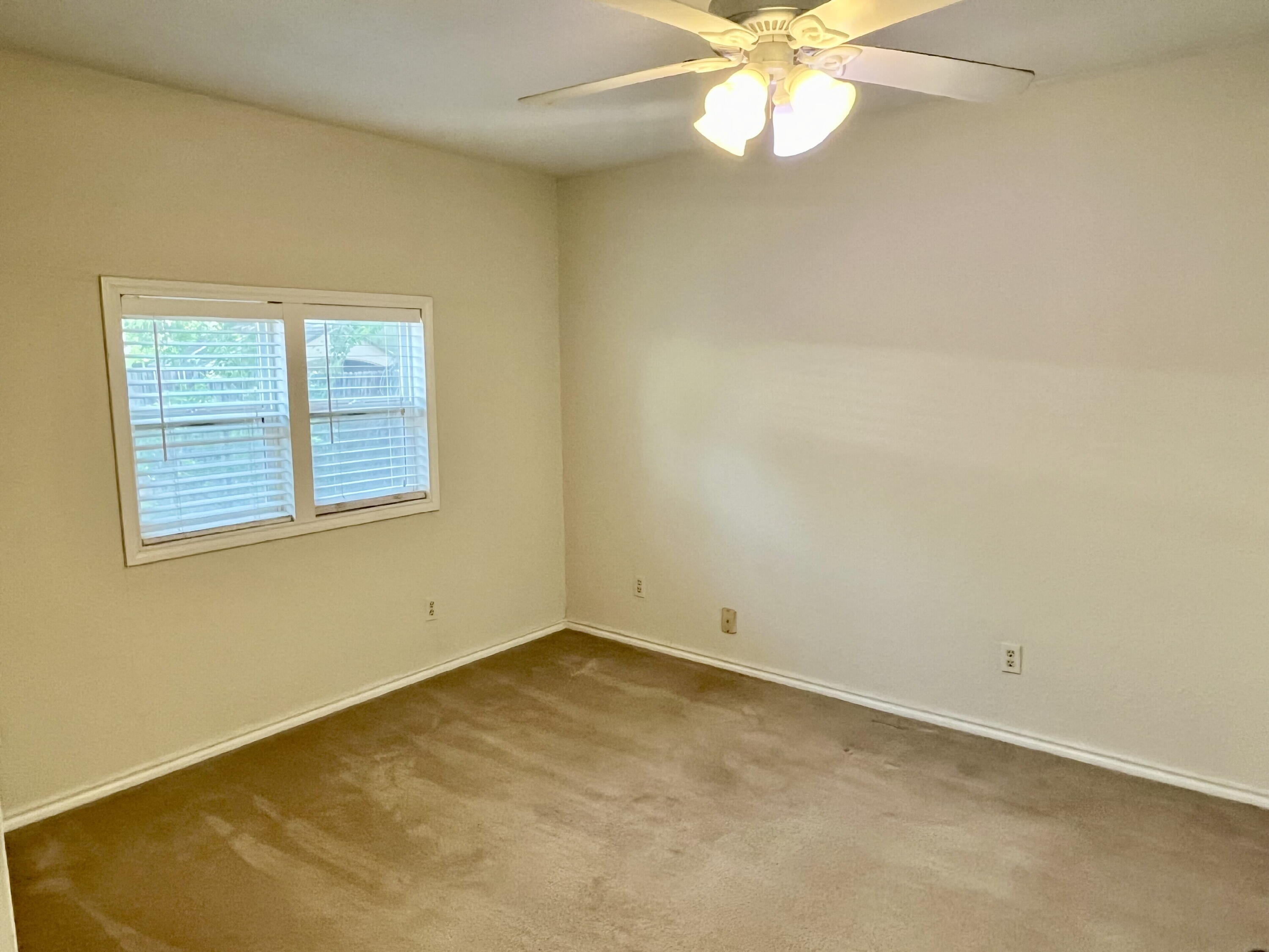 3006 30th Street, Unit REAR Lubbock, TX 79410 - Photo 6 of 14 IMG_6579