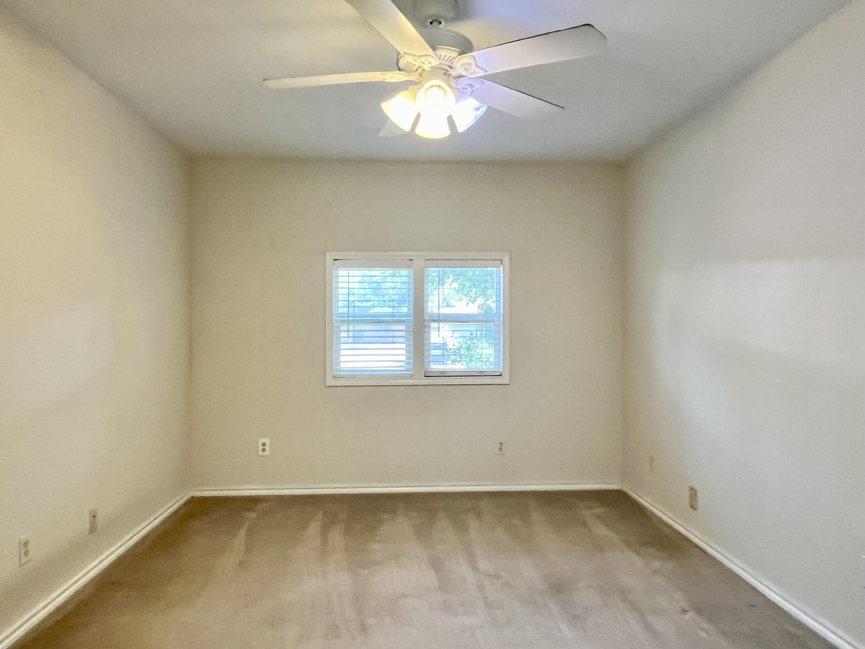 3006 30th Street, Unit REAR Lubbock, TX 79410 - Photo 7 of 14 IMG_6578