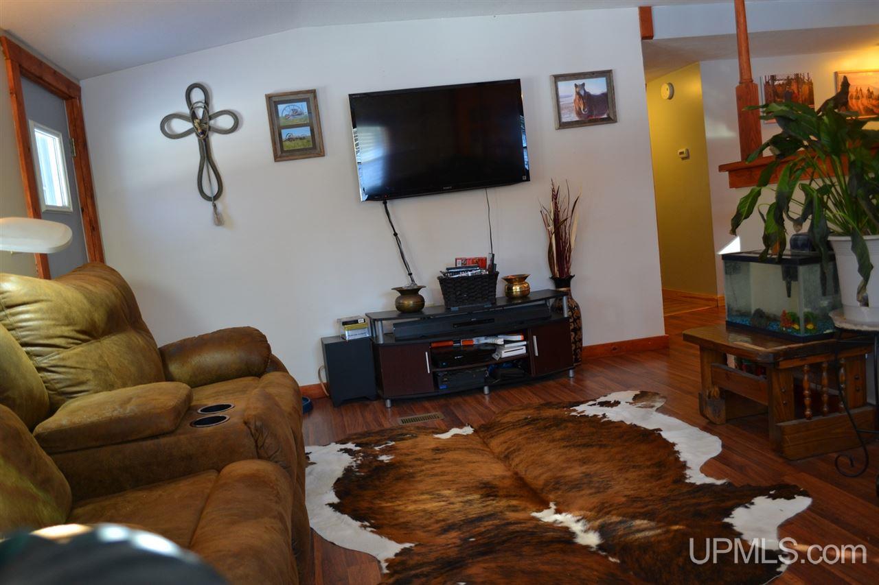 2310 West Co Road Negaunee, MI 49866 - Photo 7 of 31
