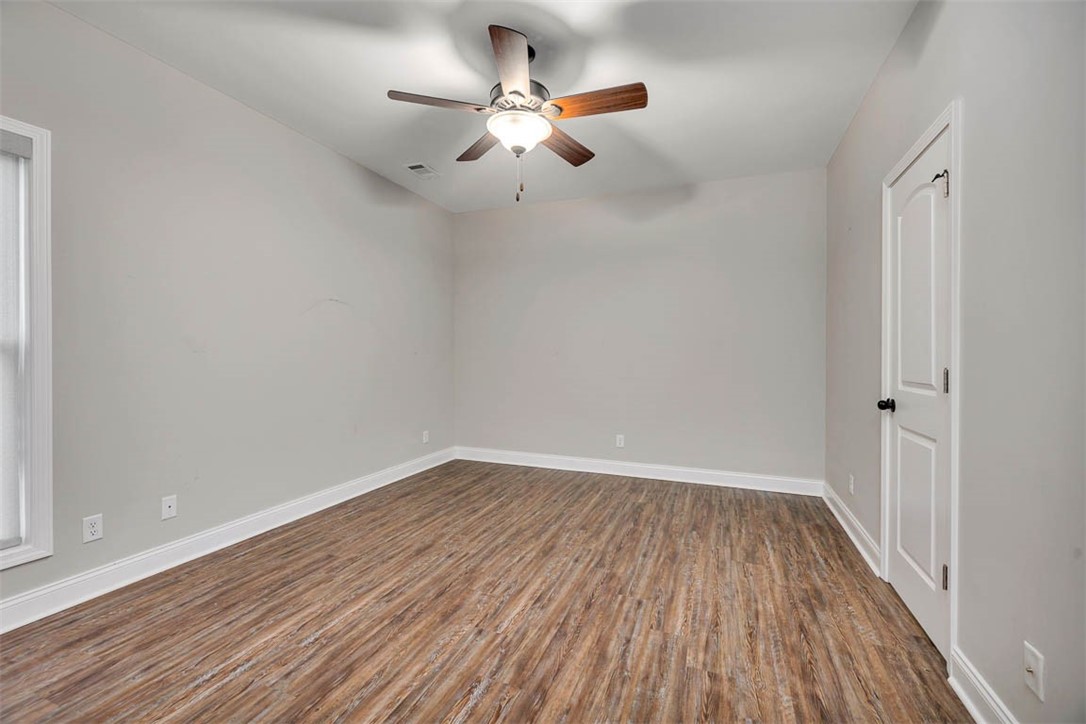 486 Bartram Loop Waynesville, GA 31566 - Photo 14 of 20