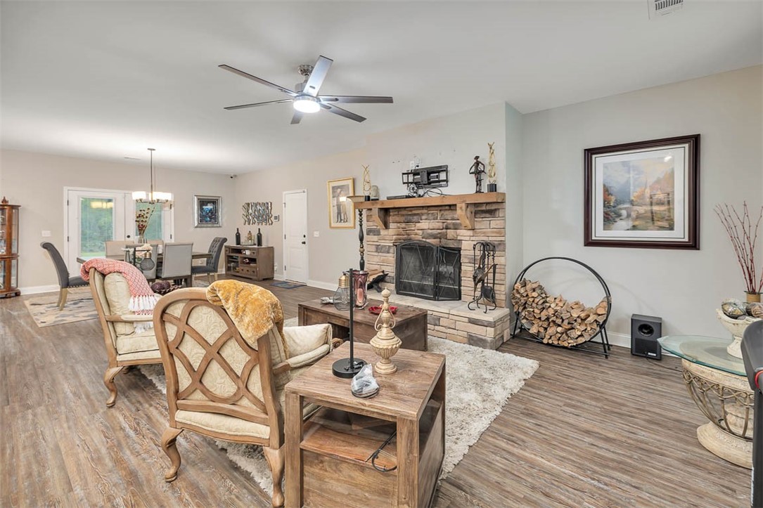 486 Bartram Loop Waynesville, GA 31566 - Photo 6 of 20