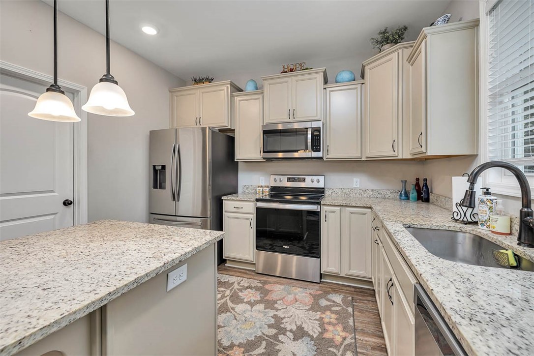 486 Bartram Loop Waynesville, GA 31566 - Photo 8 of 20