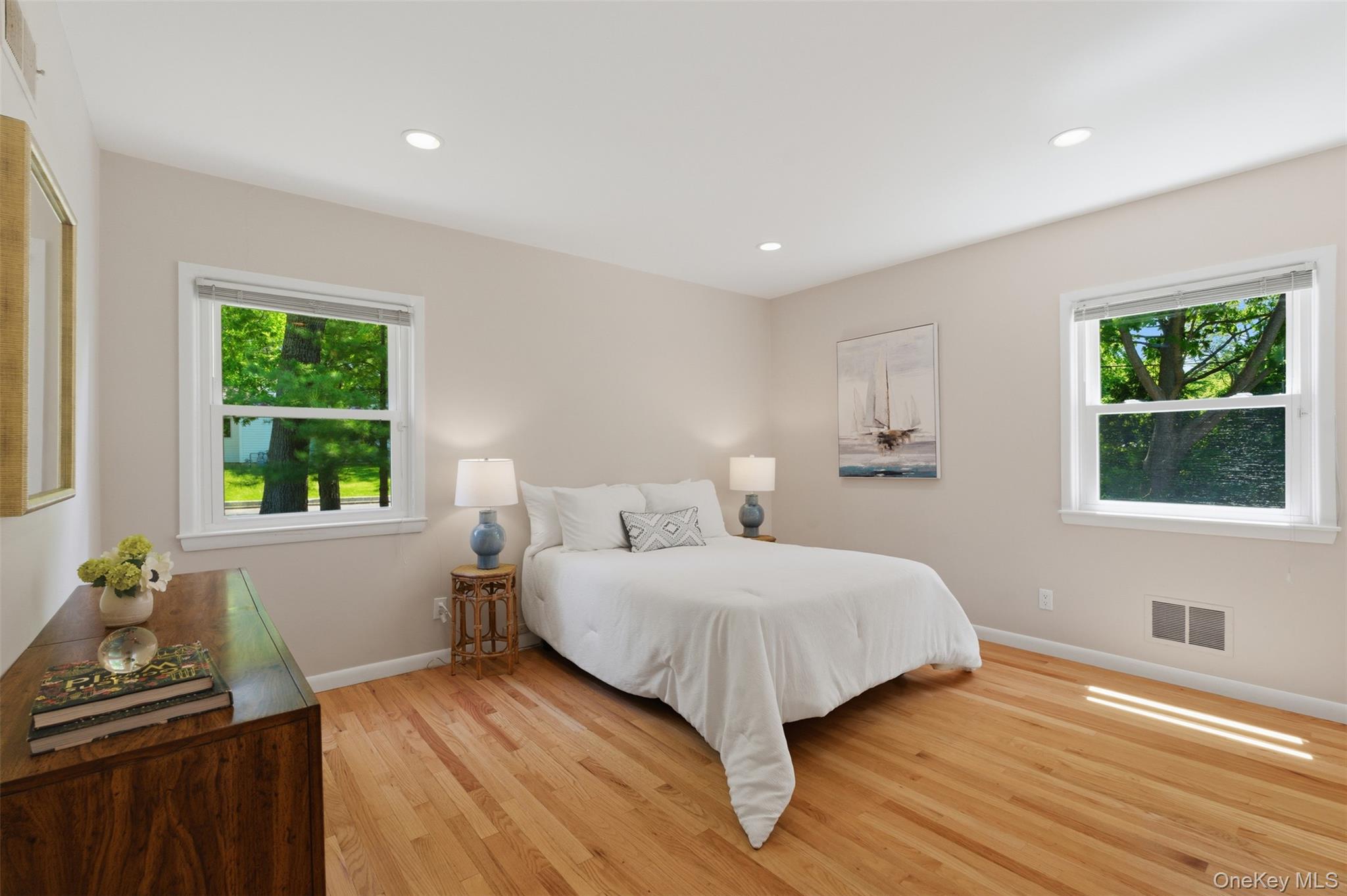 67 Old Country Road New Rochelle, NY 10804 - Photo 17 of 33 Second Bedroom (1st floor)