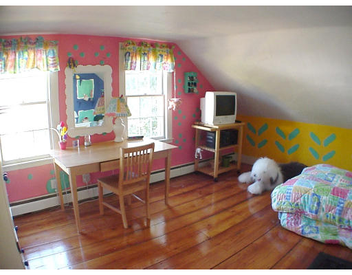 36 Newtown Road Acton, MA 01720 - Photo 9 of 21 Gallery Image 9