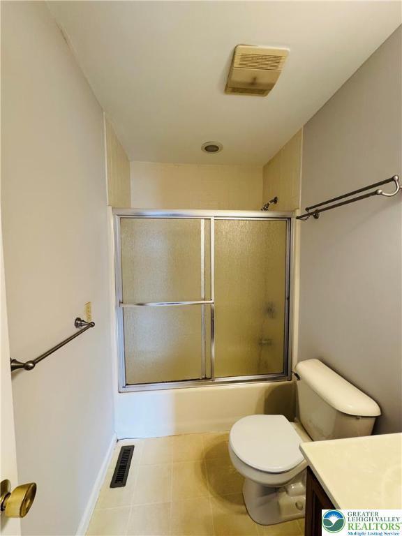 4034 Reeve Drive Bethlehem, PA 18020 - Photo 22 of 36 a bathroom with a toilet and a shower