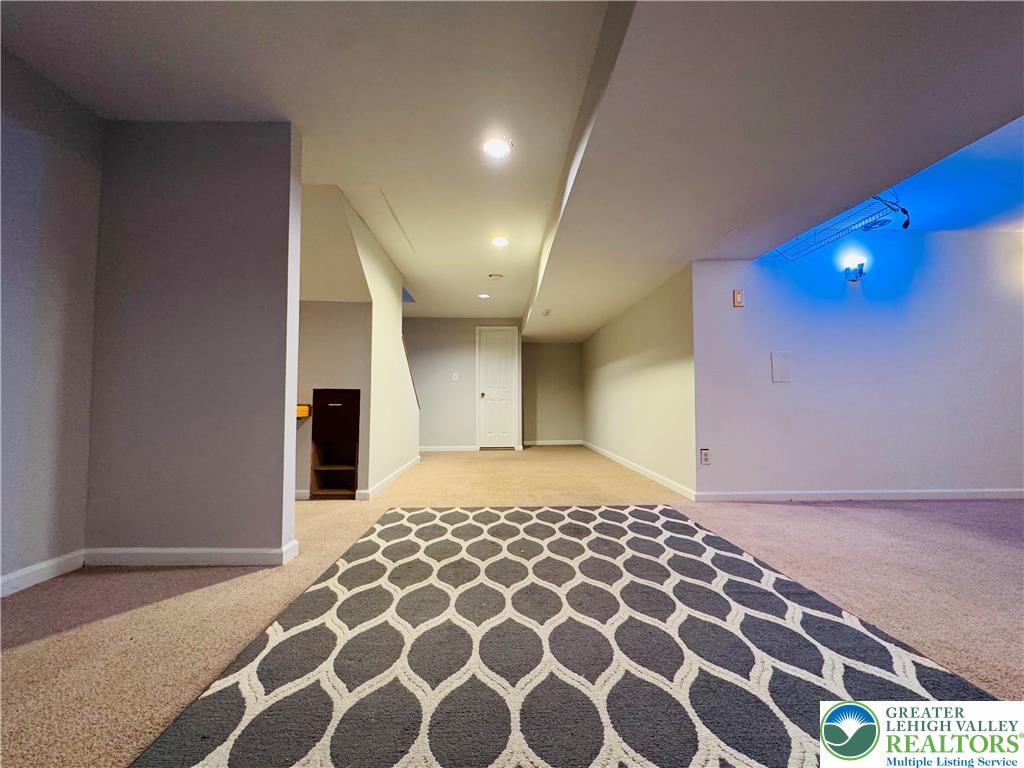 4034 Reeve Drive Bethlehem, PA 18020 - Photo 31 of 36