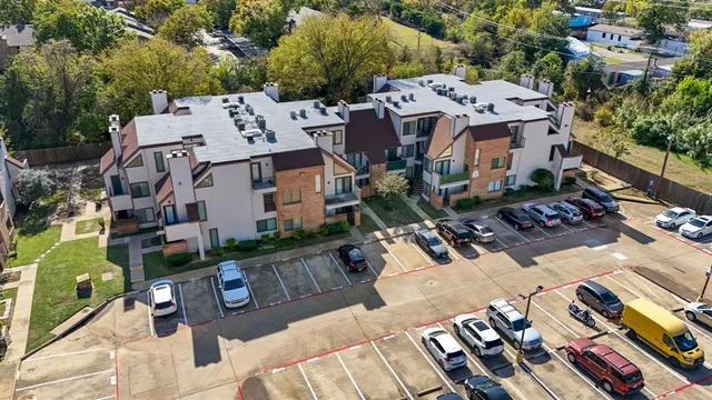 $1,150 | 2301 Balsam Drive, Unit F308, Arlington, TX 76006