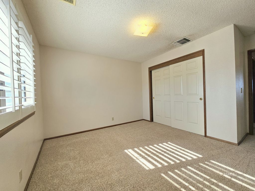 308 West Cielo Avenue Ridgecrest, CA 93555 - Photo 31 of 43