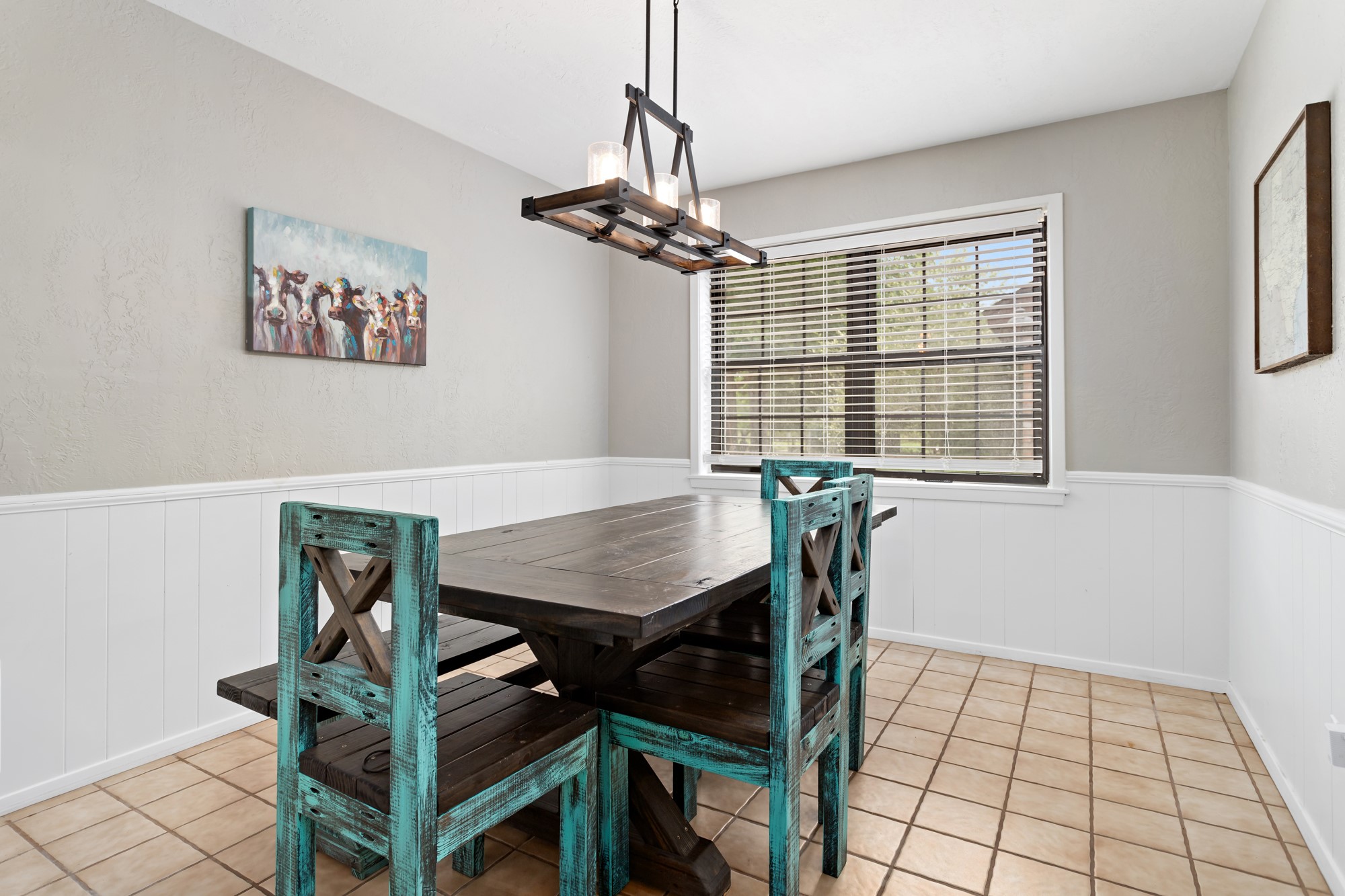 1747 Farm To Market Road 365 Nome, TX 77629 - Photo 8 of 24 a view of a dining room with furniture and window