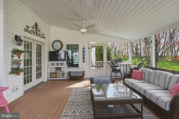 $834,995 | 434 Silver Leaf Circle, Collegeville, PA 19426