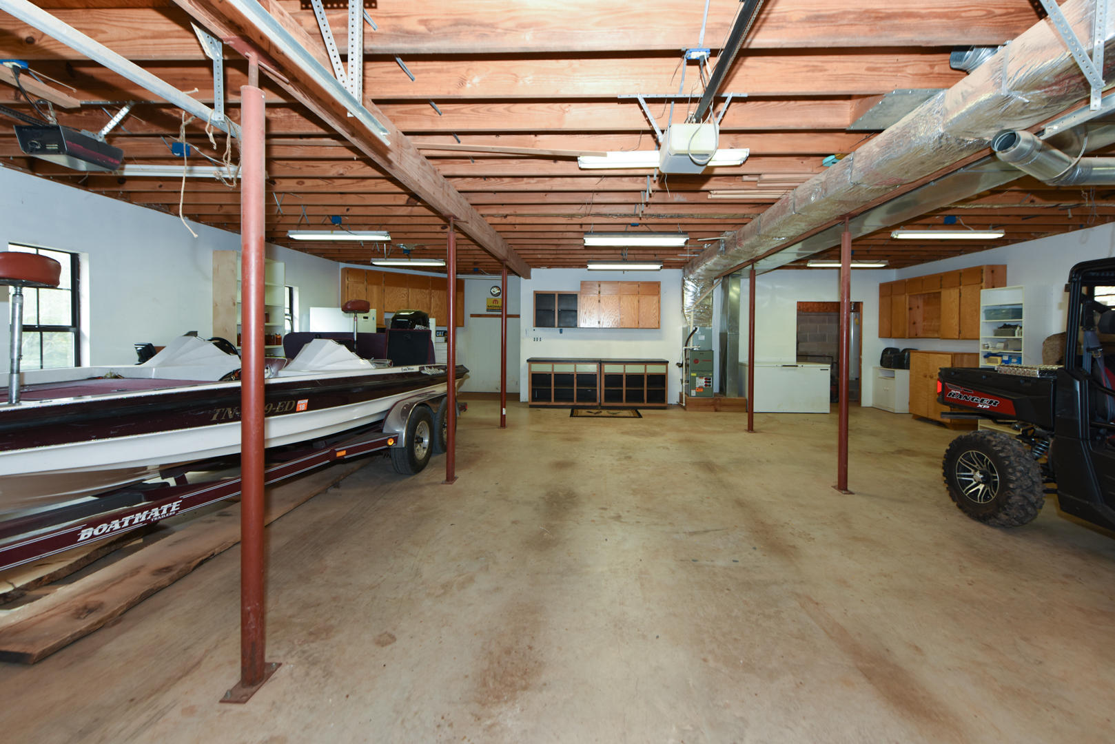 3967 Sevierville Road Maryville, TN 37804 - Photo 35 of 40 Oversized three car garage