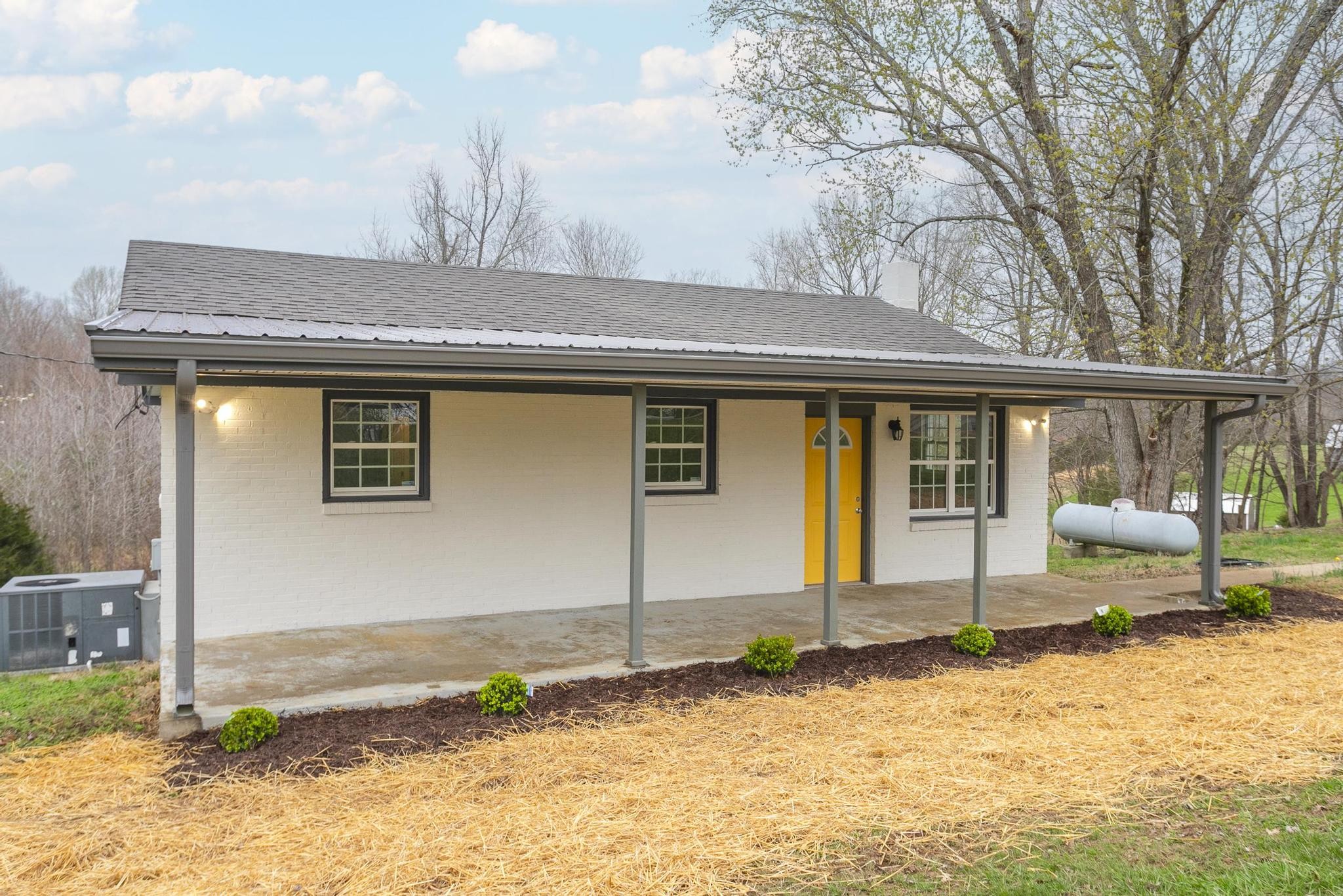 1670 Neptune Road Ashland City, TN 37015 - Photo 7 of 50 Gallery Image 7