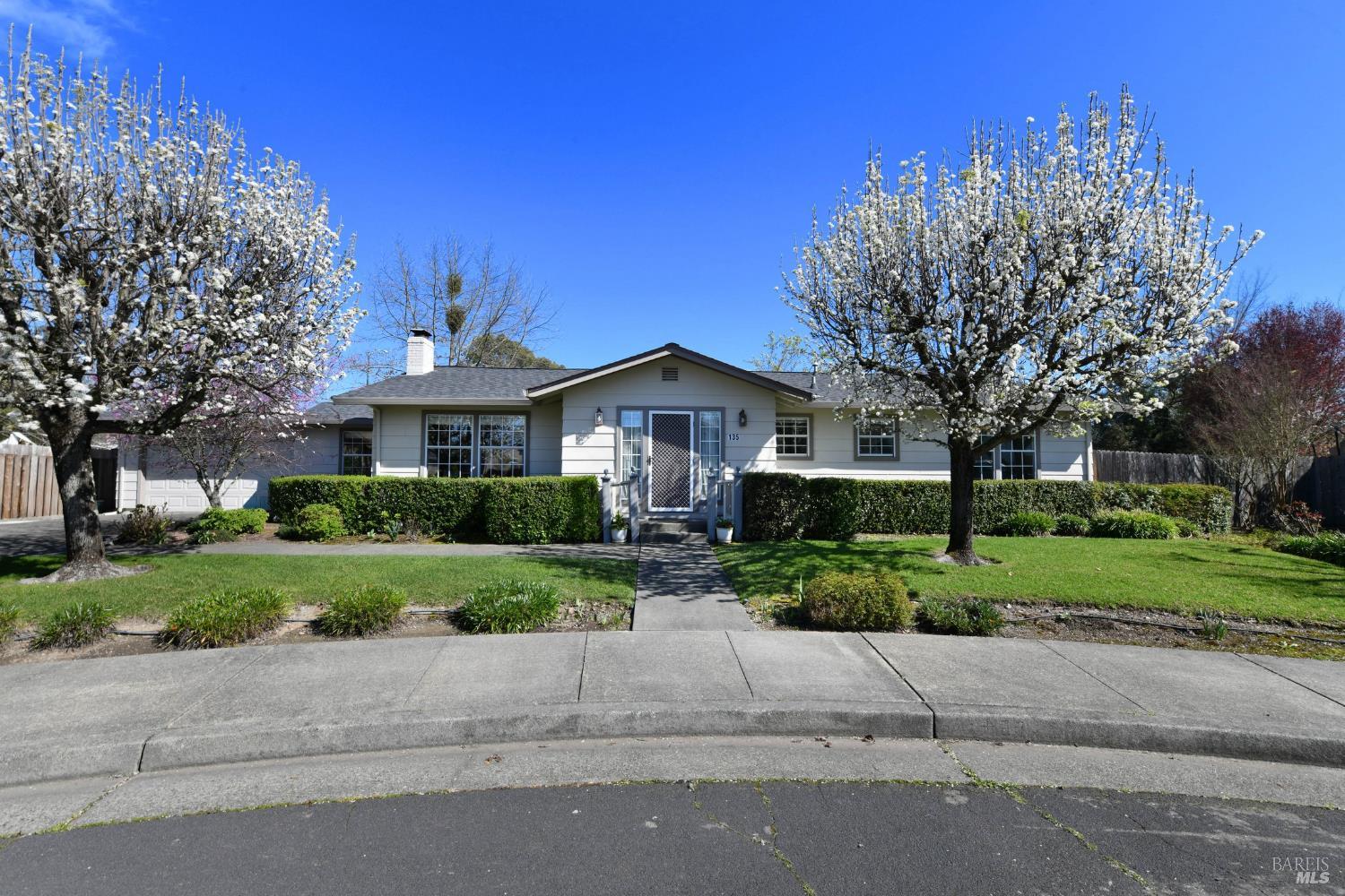 135 Fulton Place Windsor, CA 95492 - Photo 31 of 42