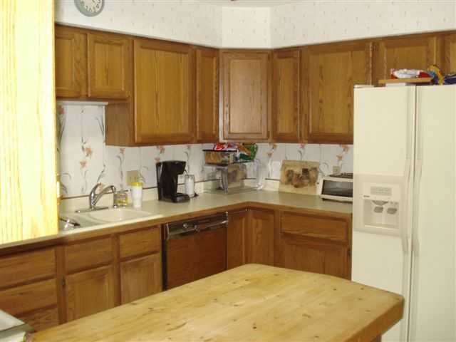 1060 Lisa Court Springfield, OH 45504 - Photo 7 of 16