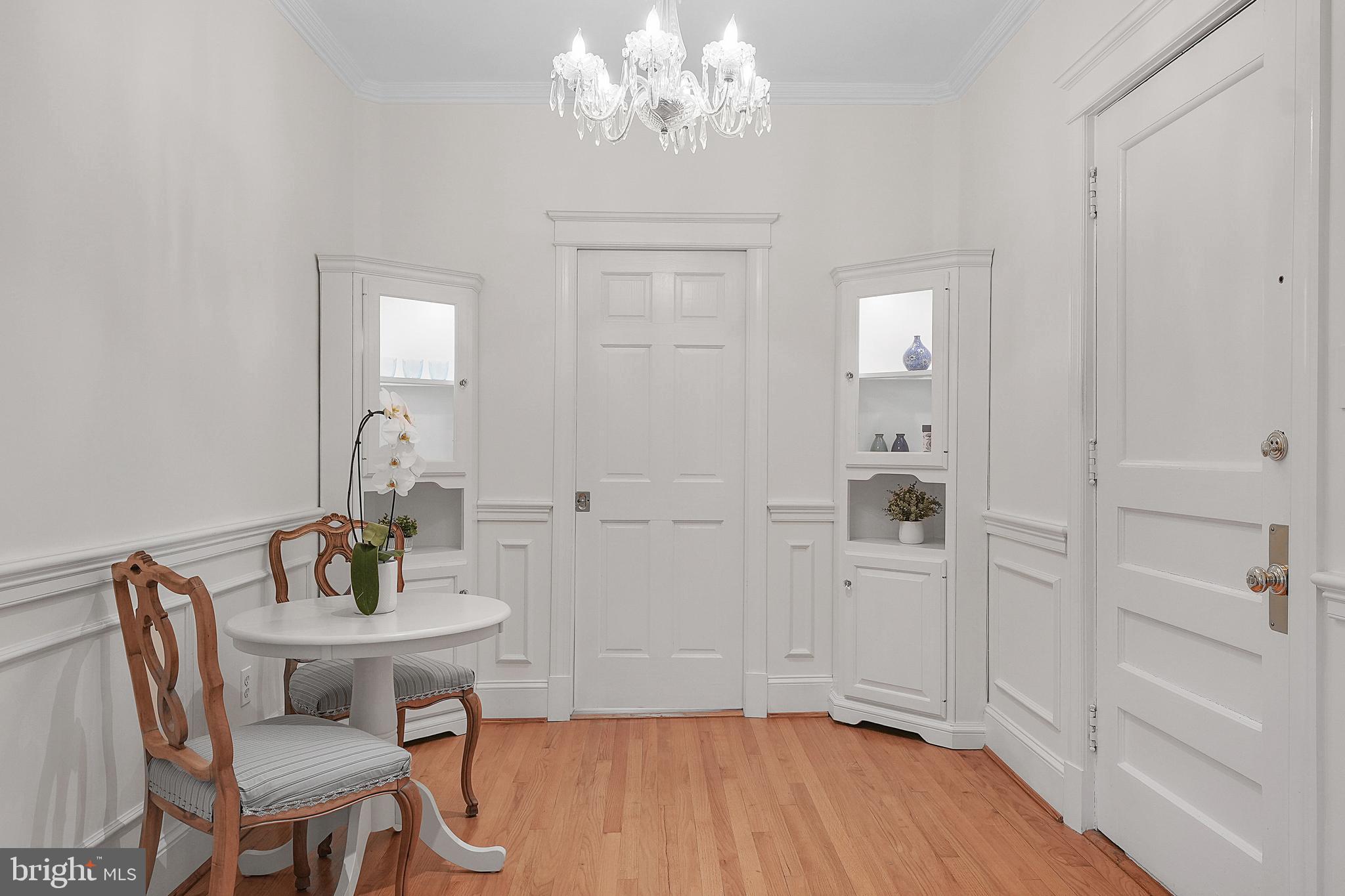 1657 31st Street Northwest, Unit 203 Washington, DC 20007 - Photo 10 of 24 Parisian Style Dining Nook