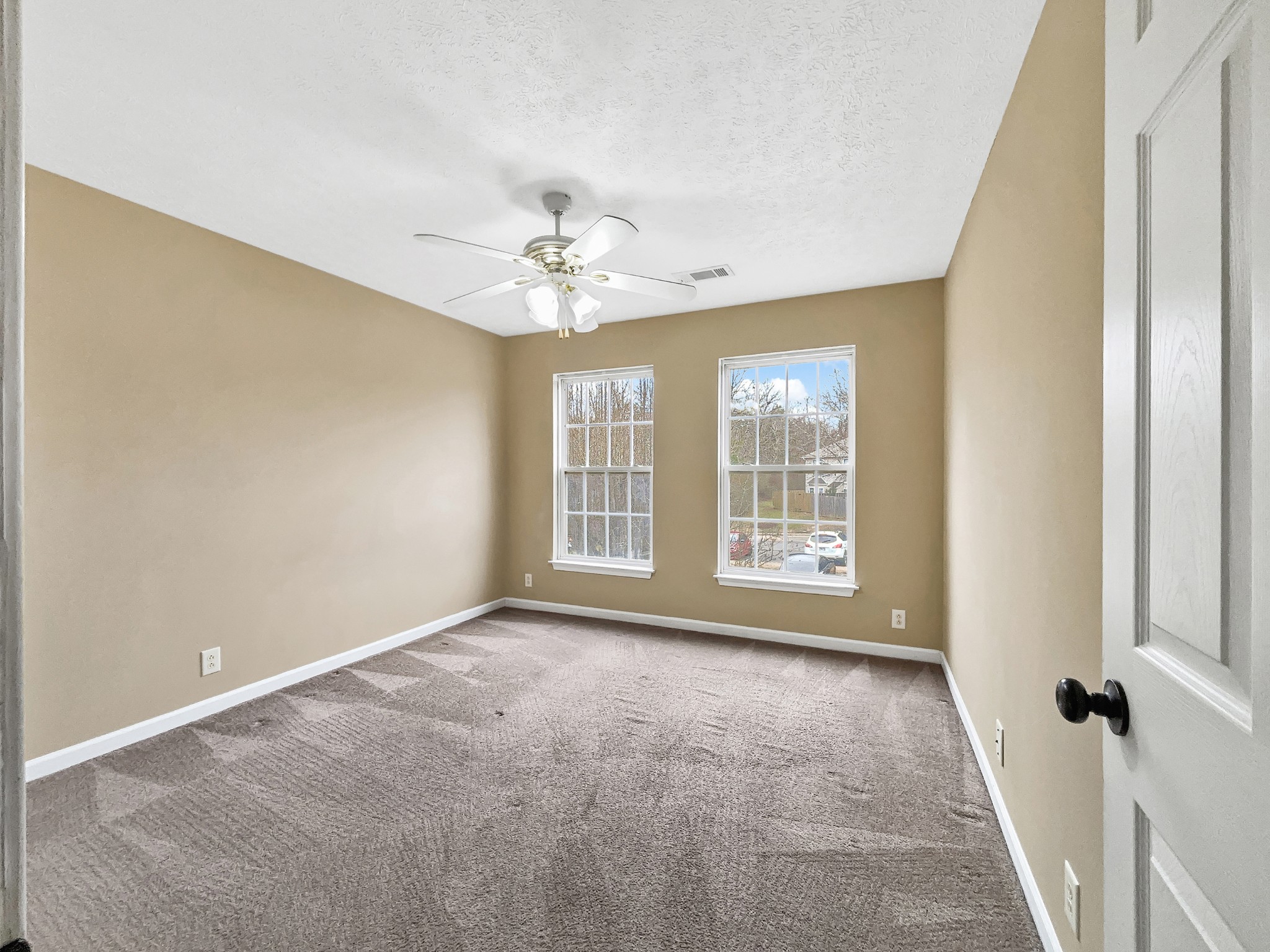 741 Tulip Grove Road, Unit 603 Hermitage, TN 37076 - Photo 14 of 17 a view of an empty room with a window