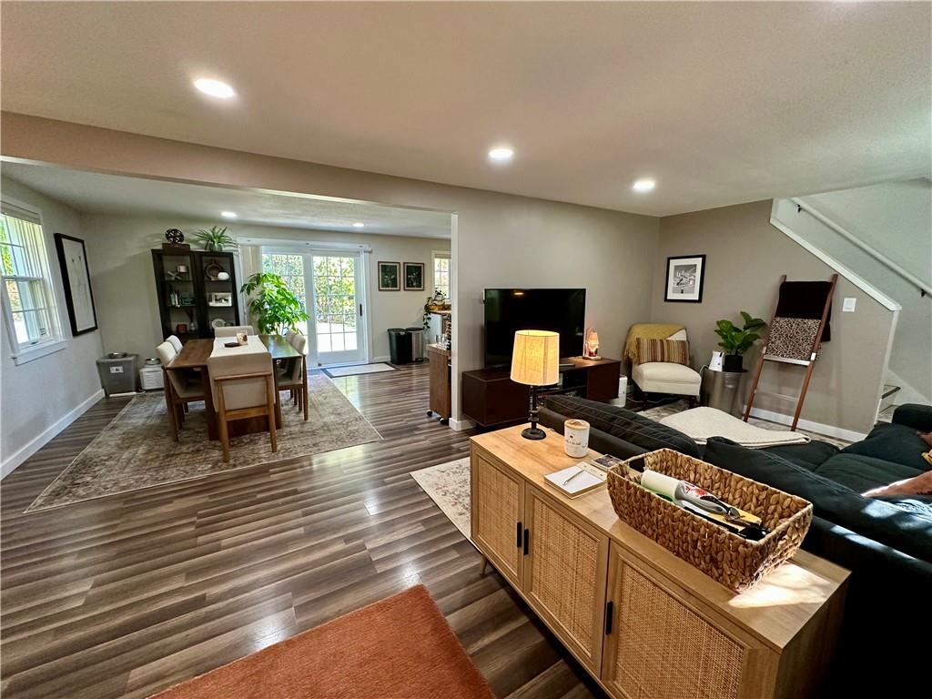 452 Woodland Road Pittsburgh, PA 15237 - Photo 10 of 27 Gallery Image 10