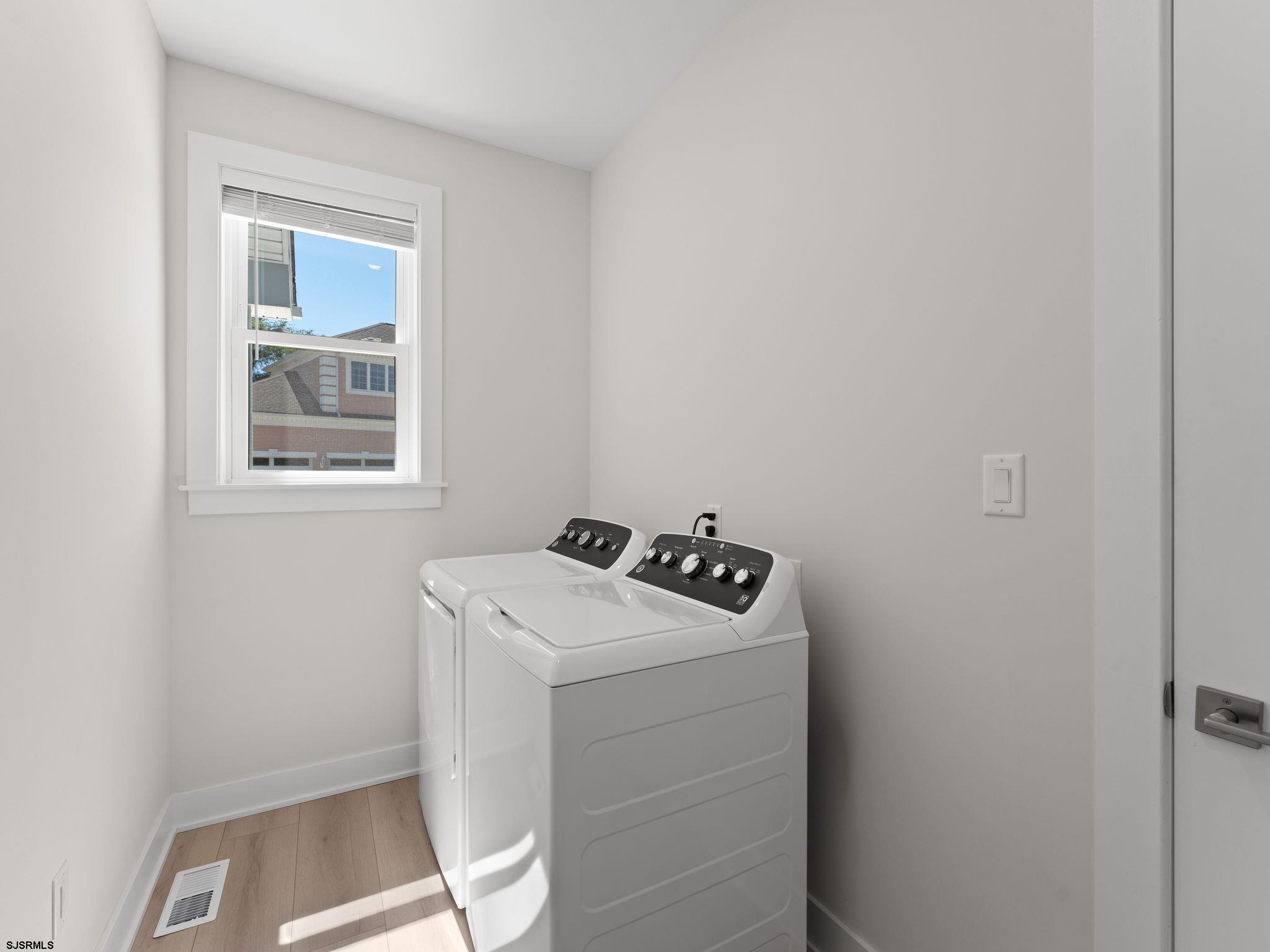 14 Wexford Lane Linwood, NJ 08221 - Photo 54 of 76 a utility room with dryer and washer