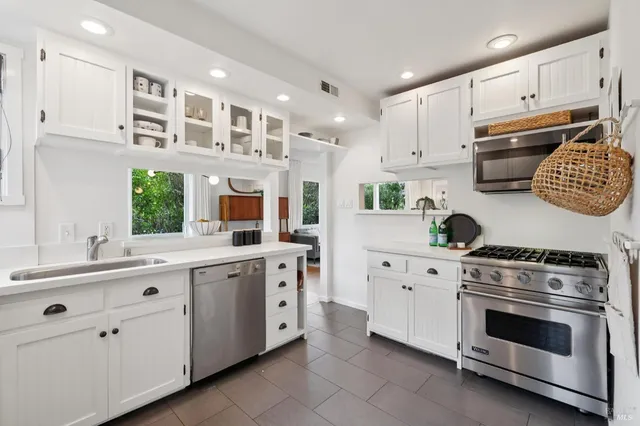 $1,895,000 | 247 Chapman Drive, Corte Madera, CA 94925