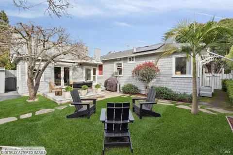 $1,895,000 | 247 Chapman Drive, Corte Madera, CA 94925