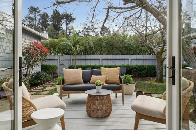 $1,895,000 | 247 Chapman Drive, Corte Madera, CA 94925