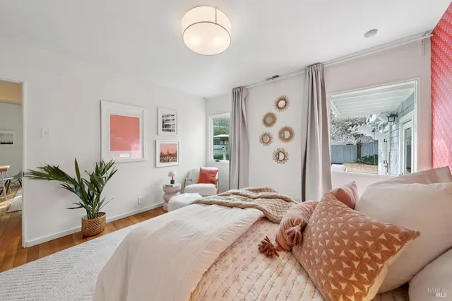 $1,895,000 | 247 Chapman Drive, Corte Madera, CA 94925