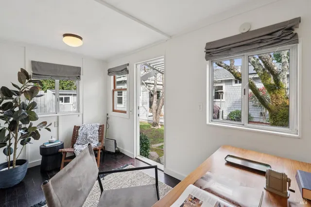 $1,895,000 | 247 Chapman Drive, Corte Madera, CA 94925