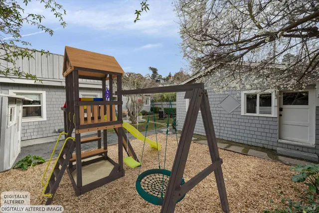 $1,895,000 | 247 Chapman Drive, Corte Madera, CA 94925