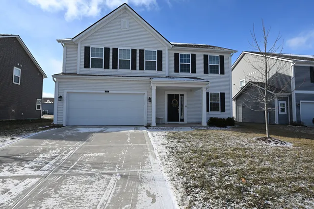 $395,000 | 6948 Sablecliff Way, Brownsburg, IN 46112