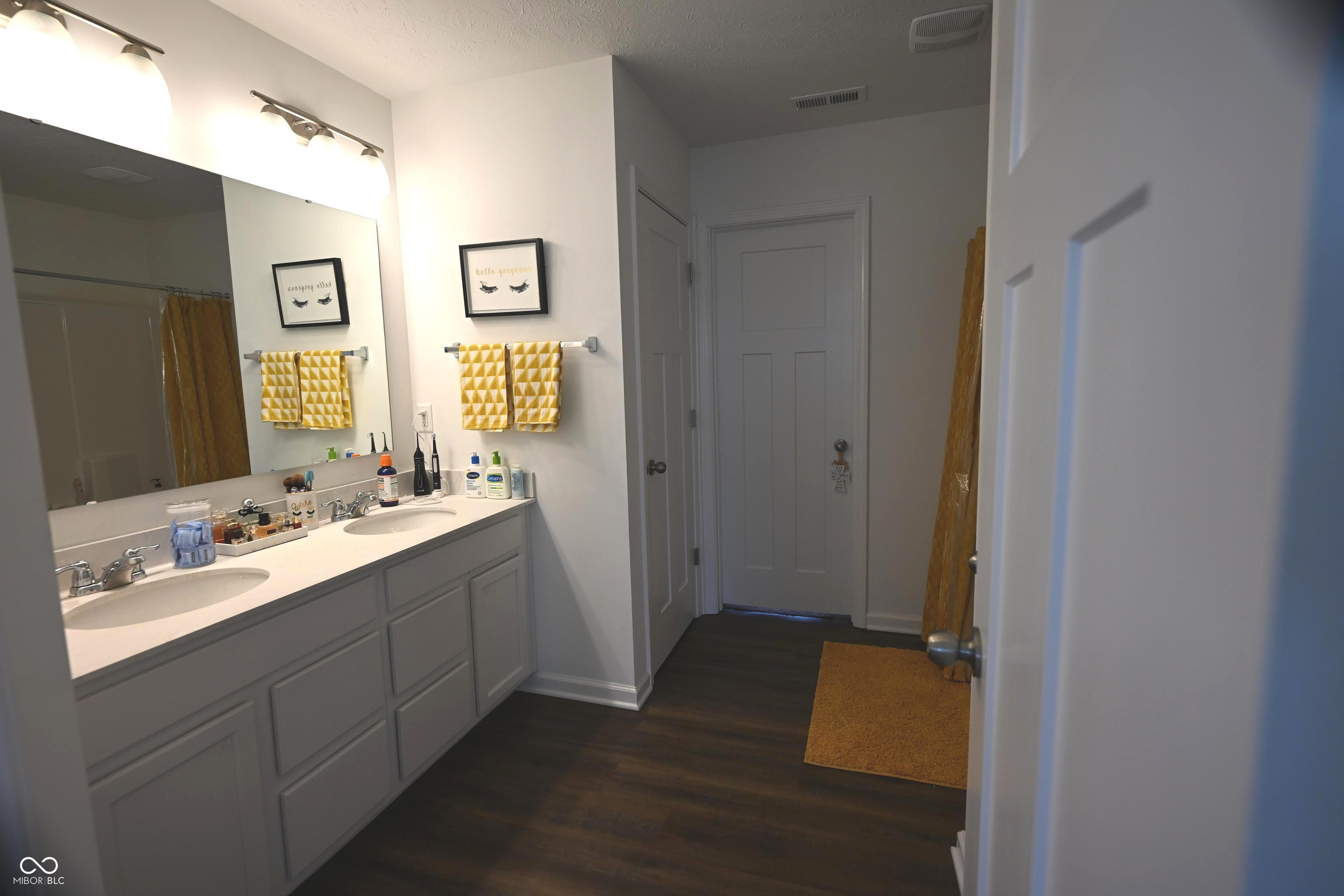 6948 Sablecliff Way Brownsburg, IN 46112 - Photo 13 of 18