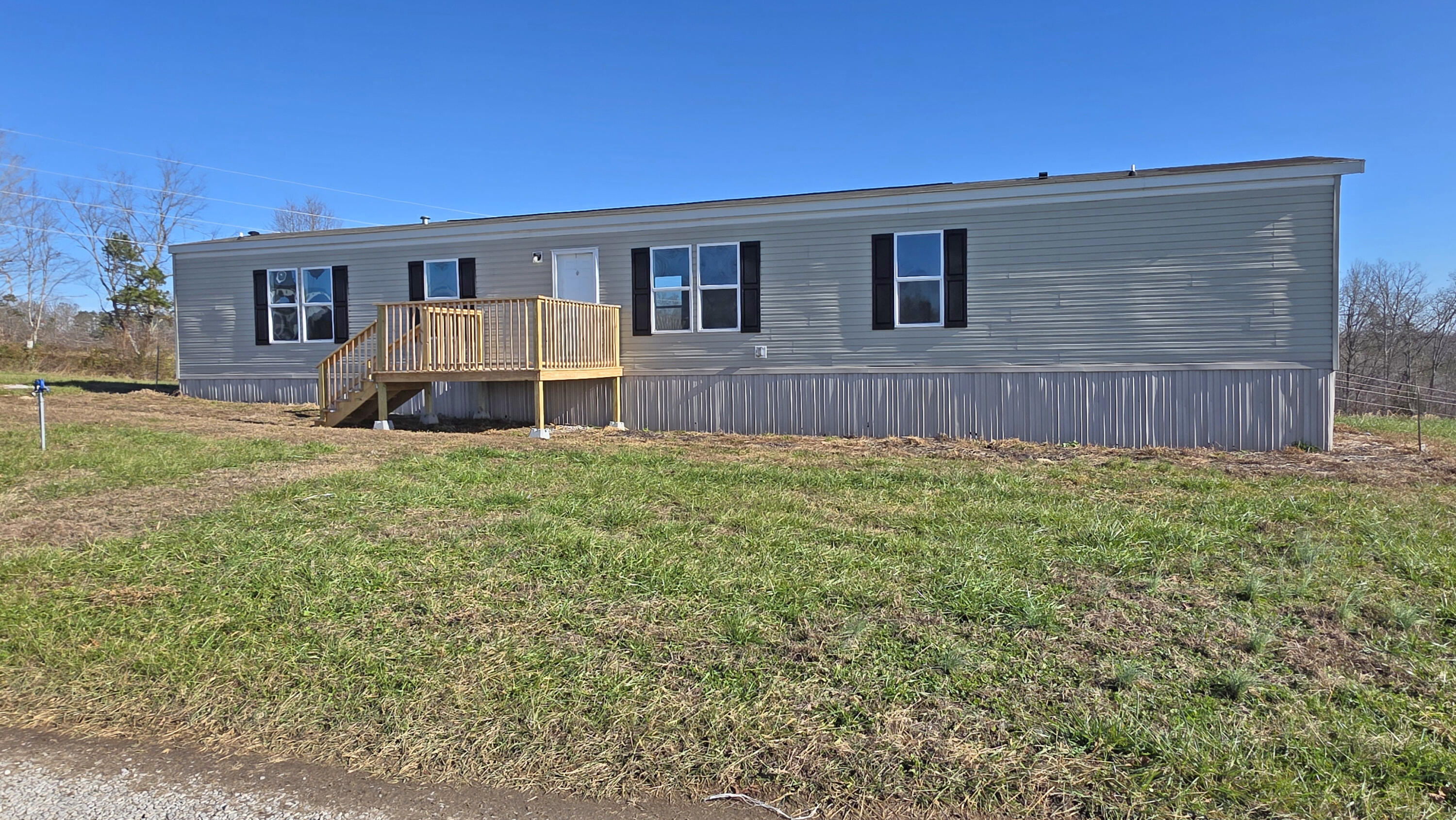 30 Nichols Branch Road Annville, KY 40402 - Photo 2 of 21 11