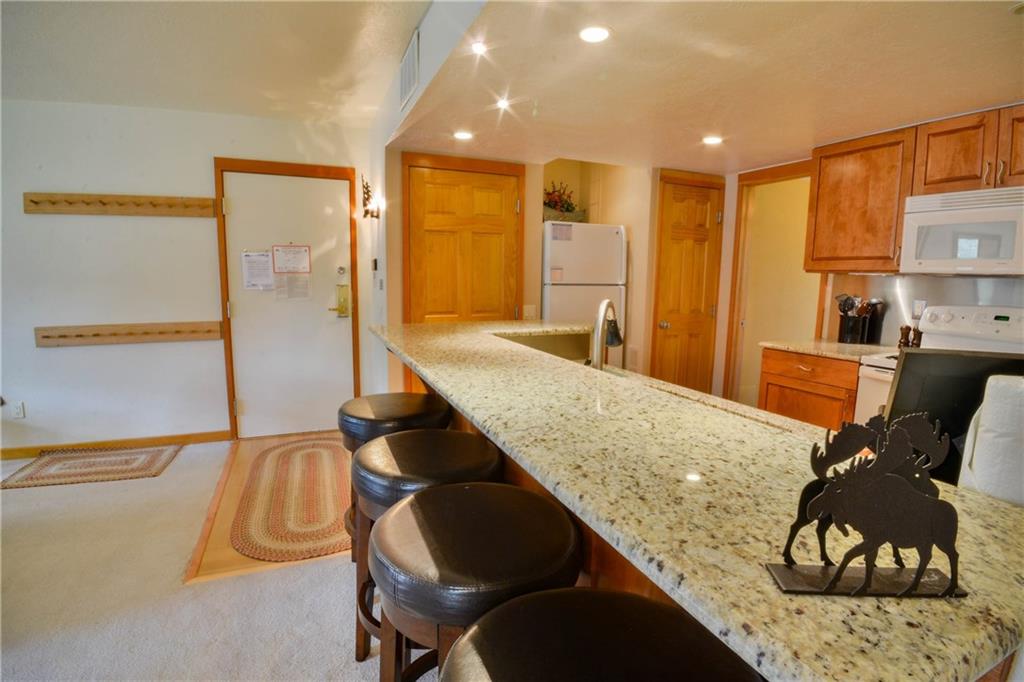 60 Tennis Club Road, Unit 1601 Keystone, CO 80435 - Photo 6 of 25 Gallery Image 6